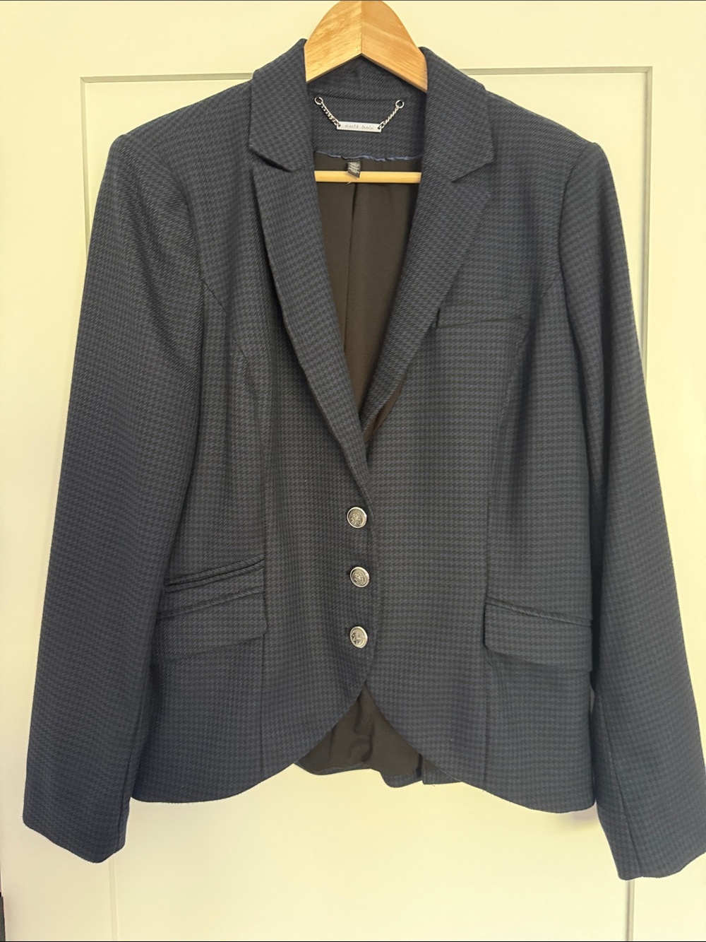 White House Black Market Women's Textured Dark Blue Blazer